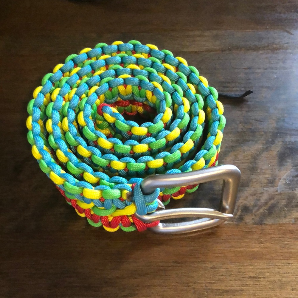 Braided paracord belt